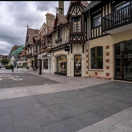 Deauville : Magnifique Studio En Face Du Casino ! ภายนอก รูปภาพ