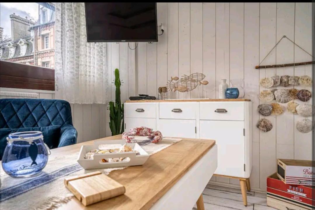 Deauville : Magnifique Studio En Face Du Casino ! ภายนอก รูปภาพ