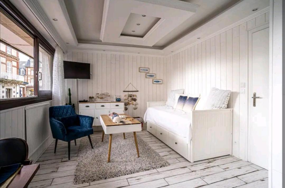Deauville : Magnifique Studio En Face Du Casino ! ภายนอก รูปภาพ