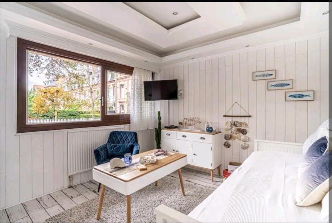 Deauville : Magnifique Studio En Face Du Casino ! ภายนอก รูปภาพ